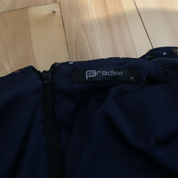 Jumpsuit print navy blue V neck Size Medium - Picture 8 of 10